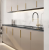 Möbelgriff Lonia – Kantengriff im Industrial-, Loft-, Modern- und Skandi-Stil in Schwarz, Grau, gebürstetem Gold und Champagnergold. Größen 96, 128, 160, 192, 224 und 800 mm – egriffe.at