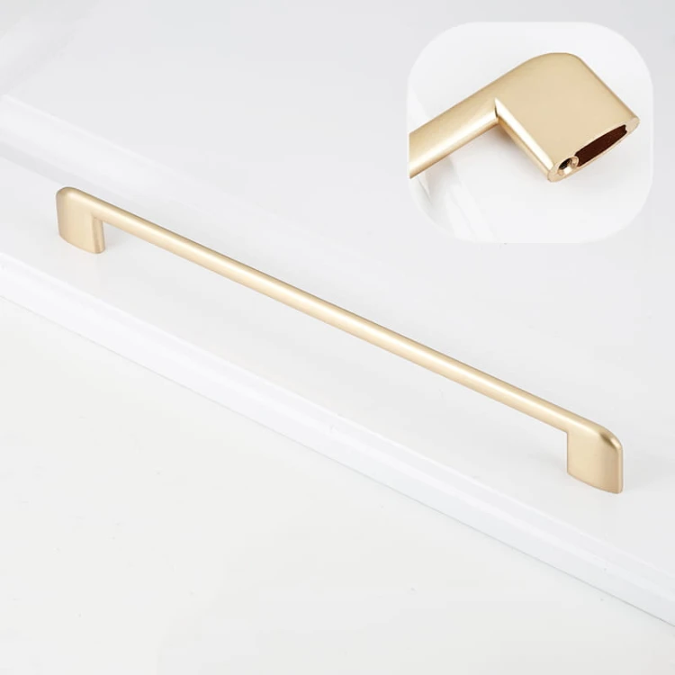 Länglicher gebürsteter goldener Sabalo-Möbelgriff für Schränke und Schubladen in der Größe 160 mm