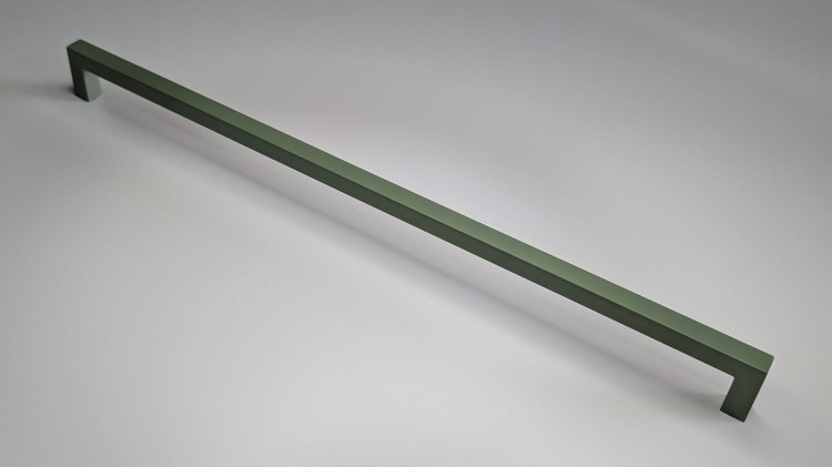 Möbelgriff Tinaja – moderner minimalistischer Griff als Knopf oder Leiste in 128 und 320 mm. Sieben trendige Farben von Weiß und Schwarz bis Gold und Grau. Ideal für Küche, Bad, Schränke und Kommoden.